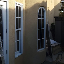 Full-Exterior-House-Soft-Wash-Windows-in-Huntington-Beach 4